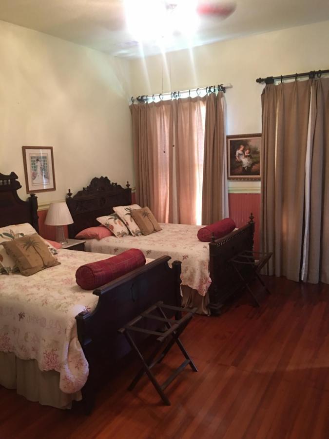 The Lasker Inn Galveston Esterno foto